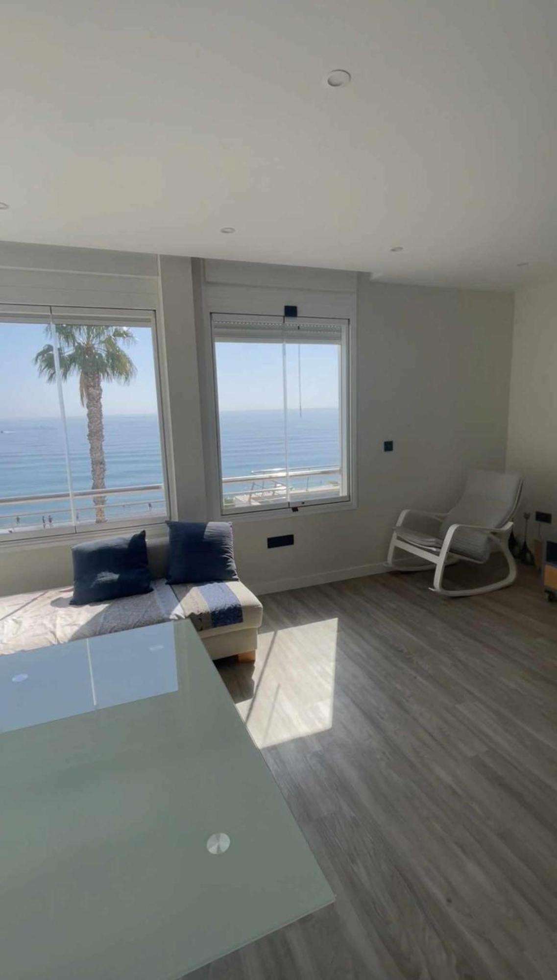 Moderno Piso Mirando Al Mar Appartement Torremolinos Buitenkant foto