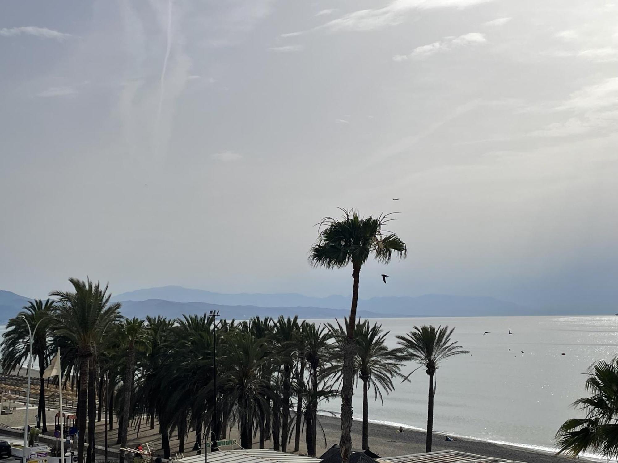 Moderno Piso Mirando Al Mar Appartement Torremolinos Buitenkant foto