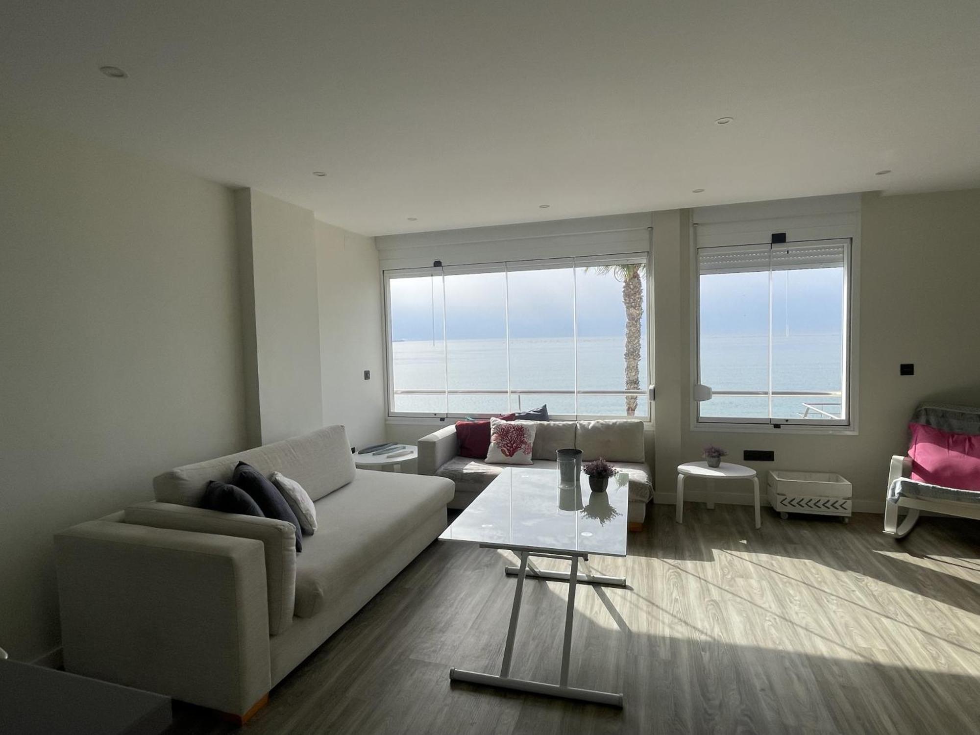 Moderno Piso Mirando Al Mar Appartement Torremolinos Buitenkant foto